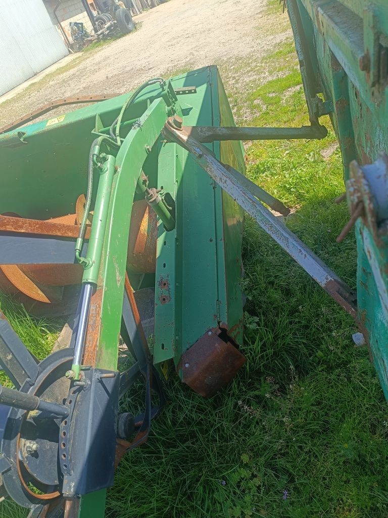 Części hederu heder John Deere 820 szerokość 6.1m 2266 lub 2264