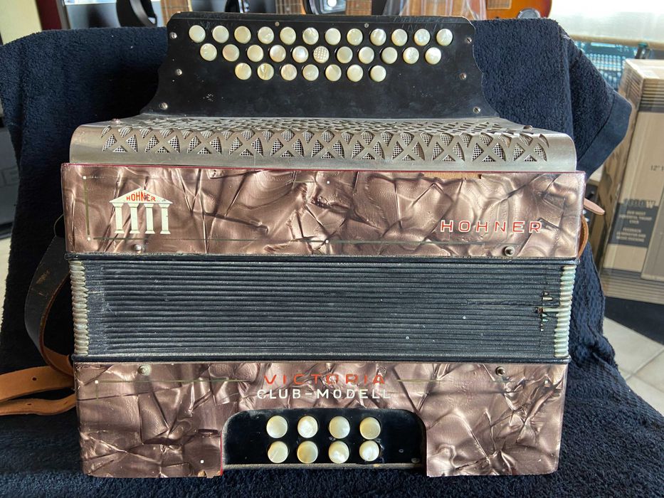 Concertina em FÁ. Som muito bonito