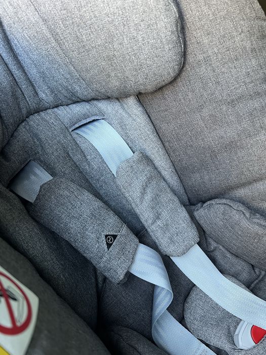 Автолюлька автокрісло cybex cloud Q plus