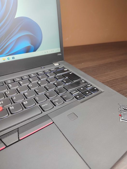 DOTYKOWY LAPTOP | ThinkPad P14s G2 | i7-1165G7 | Quadro T500 | 512SSD