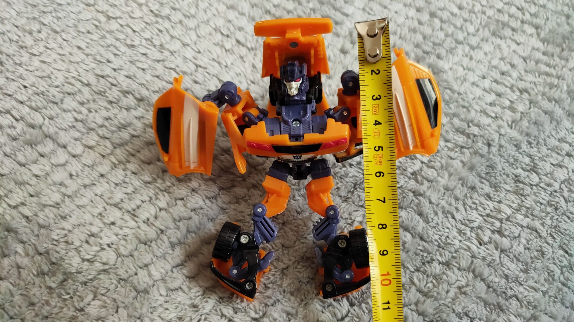 Auto transformer robot