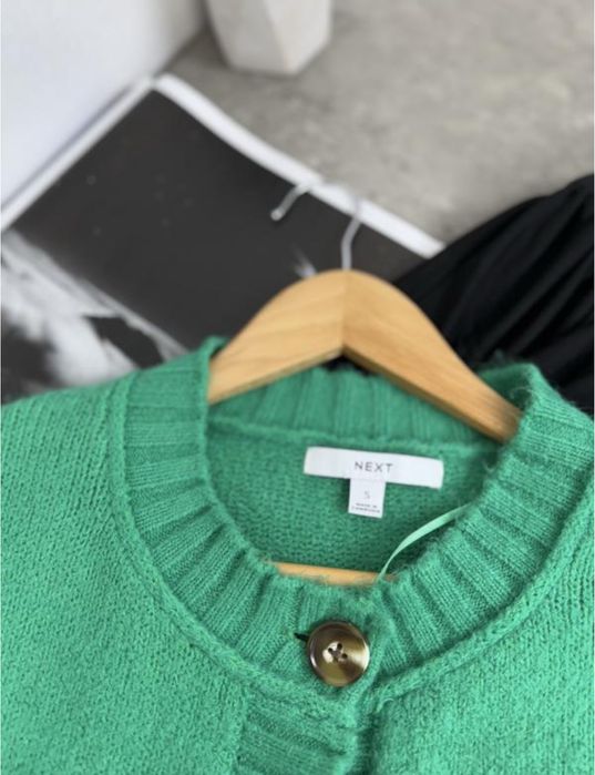 Кардиган на гудзиках next S