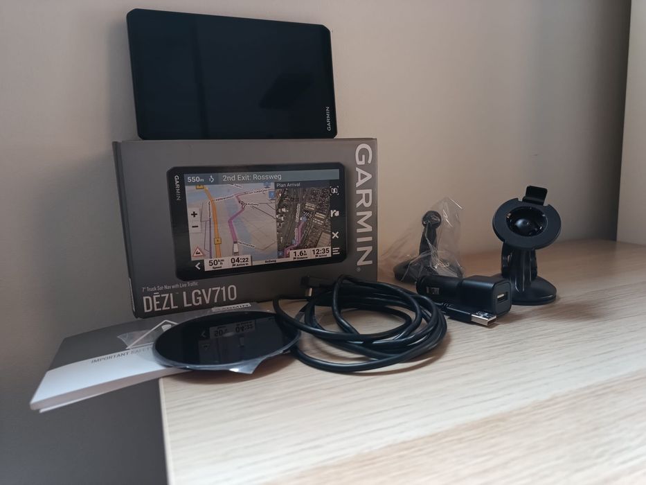 Nawigacja samochodowa, ciężarowa.