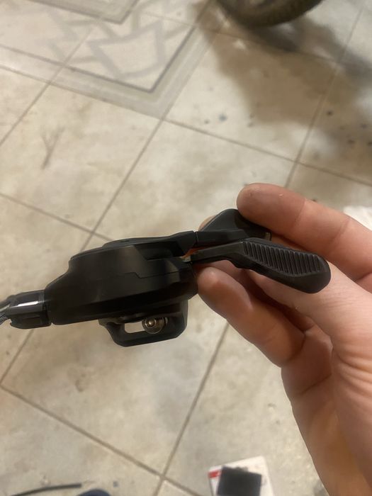 Manetka SHIMANO Deore SL-M6100 i-spec ev