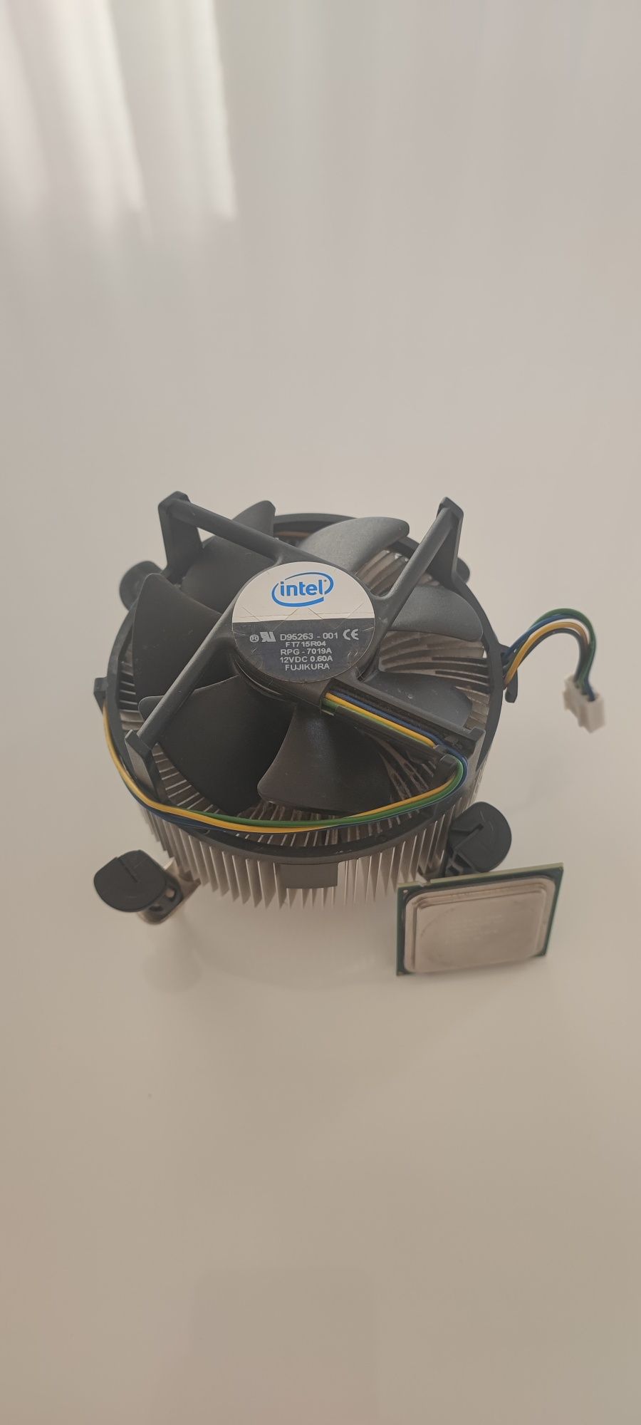 Processador Intel E4500 com Cooler