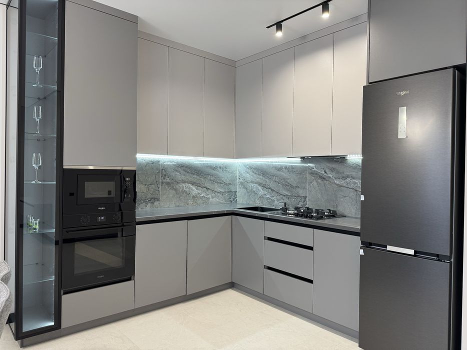 Продам котедж в місті з ремонтом та газовим опаленням!