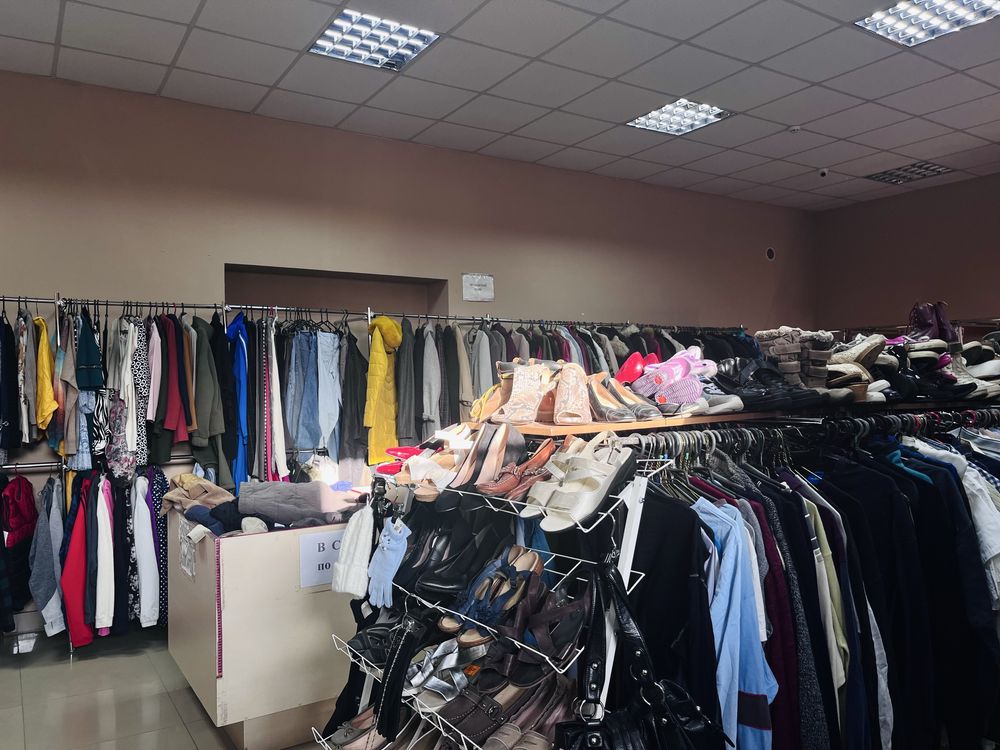 Продається бізнес: магазин одягу секонд-хенд