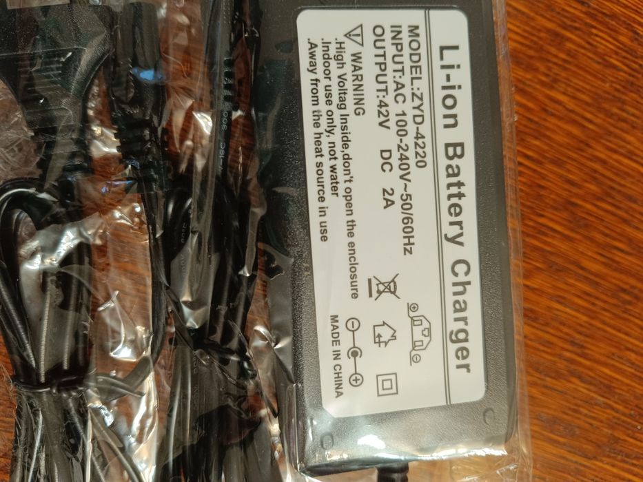 Bateria 36V +ładowarka- hulajnoga,rower elektryczny. Nowa.