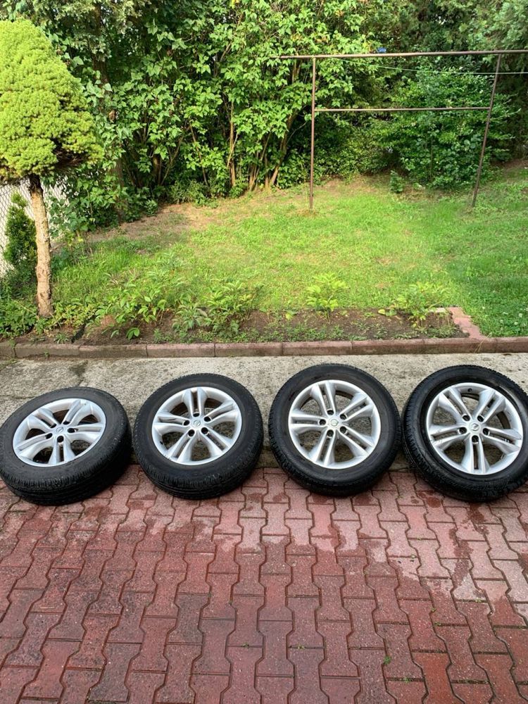 Sprzedam felgi samochodowe nissan qashqai  r 17