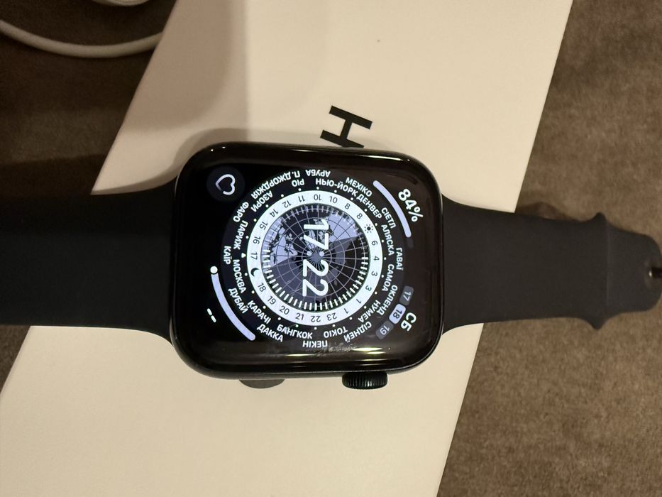 Apple watch SE 2 gen 44