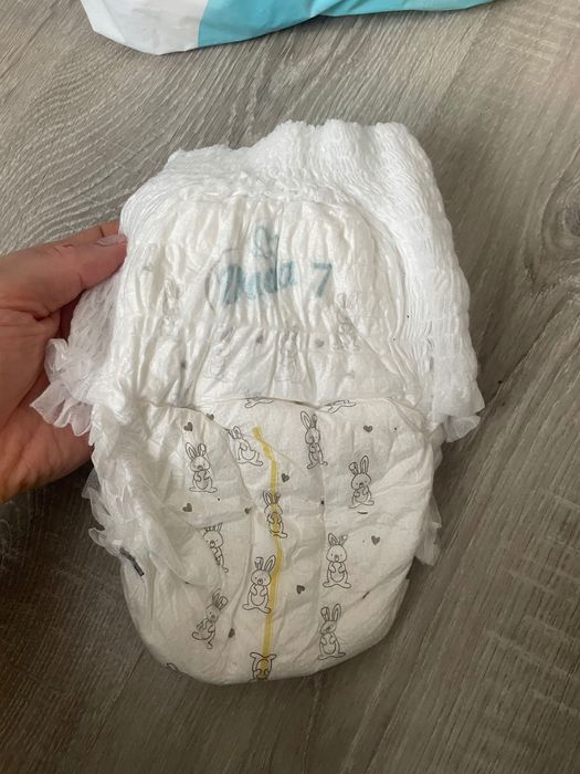 Pampersy Babydream i pantsy Dada r.7