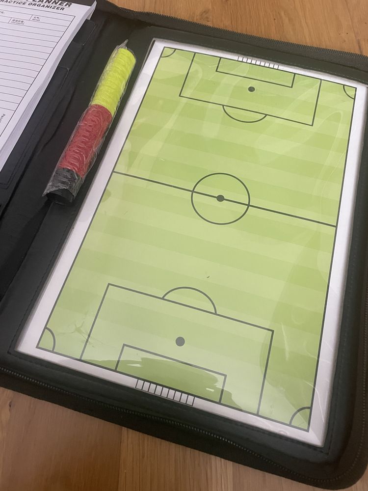 A4 biwuar teczka trenera tablica taktyczna różne sporty nowa
