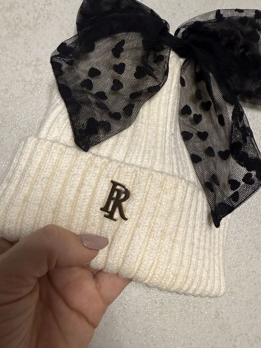 Шапка на дівчинку 4/5/6 років