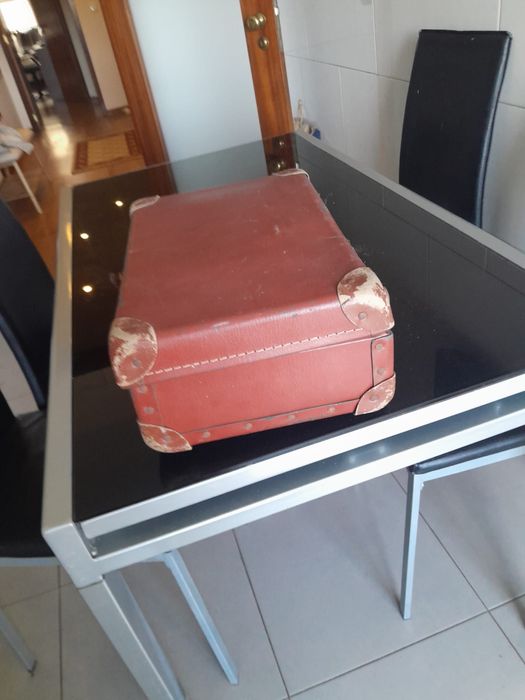 Mala de viagem vintage usada