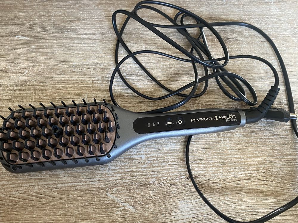 Szczotka prostująca REMINGTON CB7480 Keratin Protect