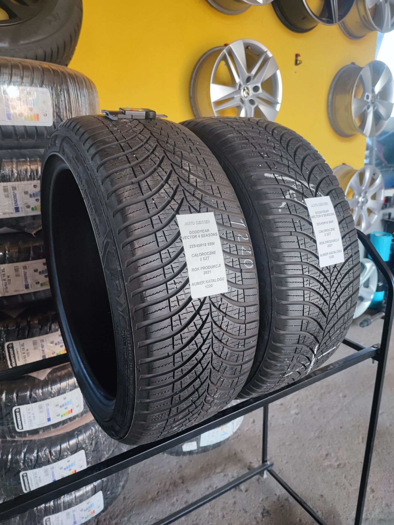 Opony całoroczne 225/45R18 95W GoodYear Vector 4 Seasons | 2szt