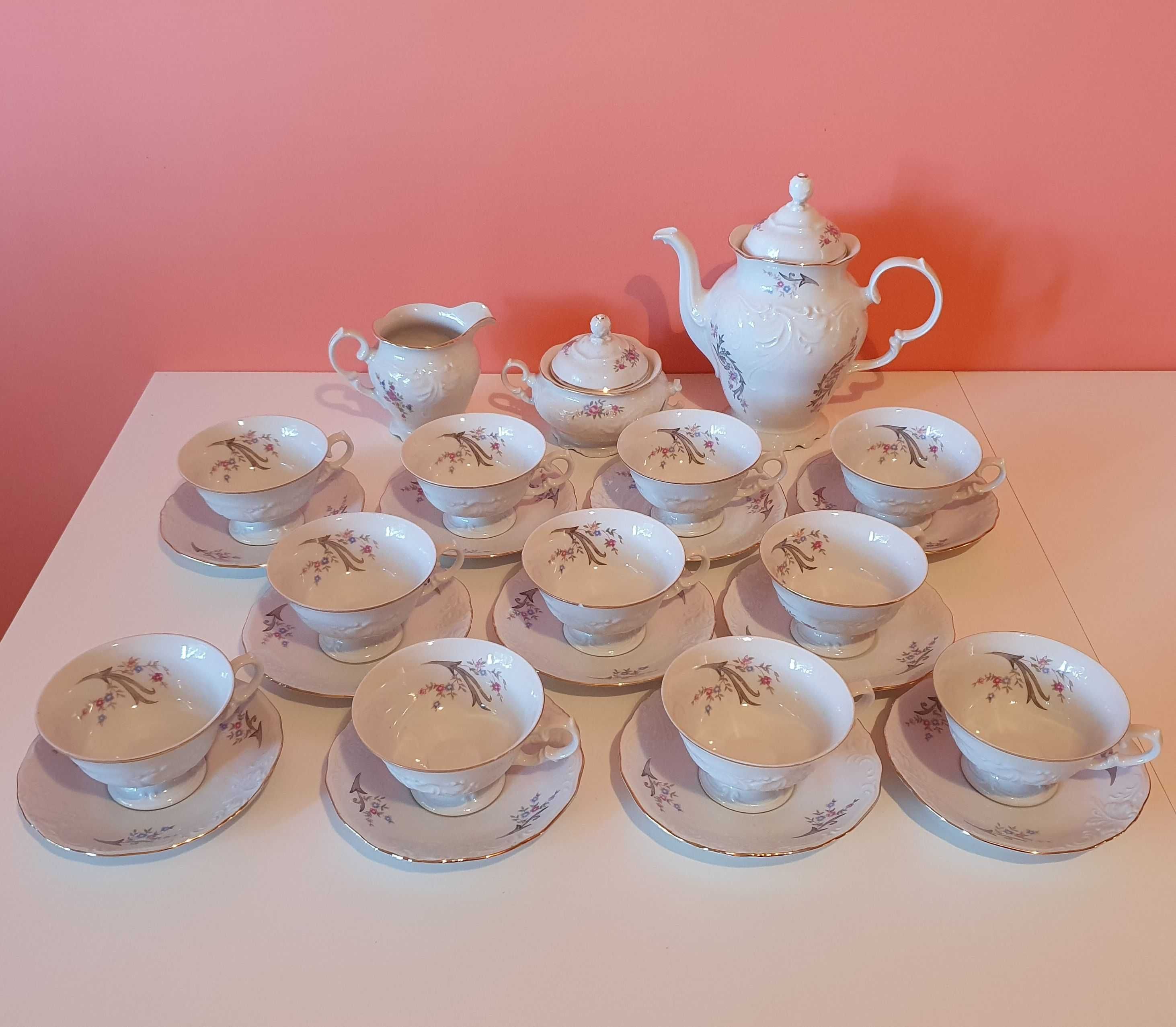 porcelana Wałbrzych - zestaw na 11 osób - PRL, vintage