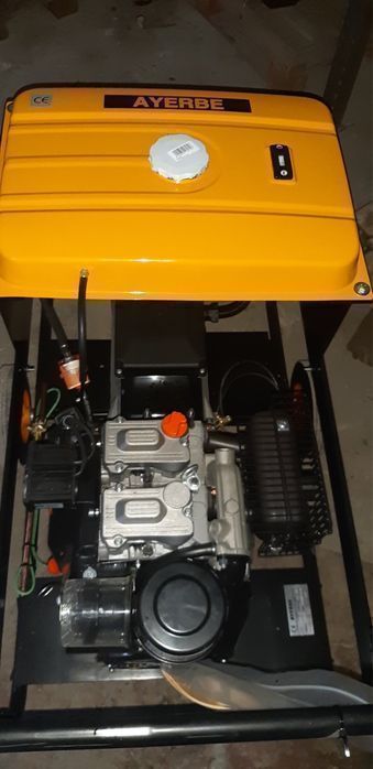 Дизель-генератор 8-10кВт/230 электростанция 12500D LBMN Ayerbe Испания