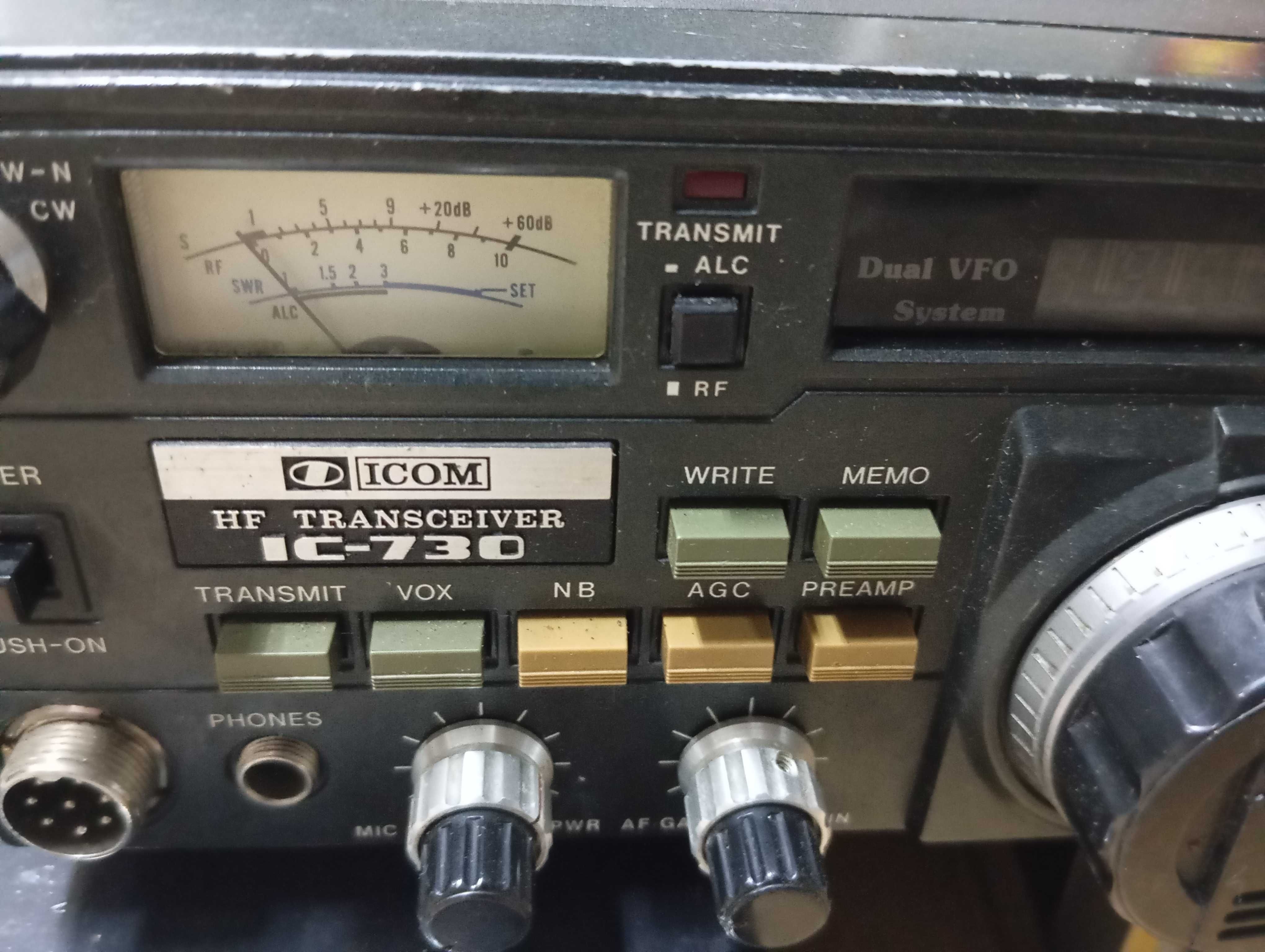 Baixou - Radio HF Icom IC-730