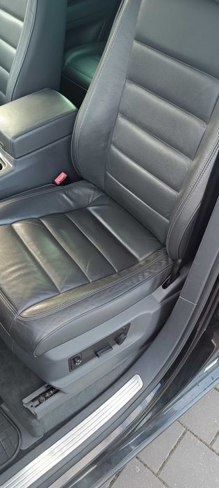 Volkswagen Touareg 4.2 v8 ostatni Mohikanin:)