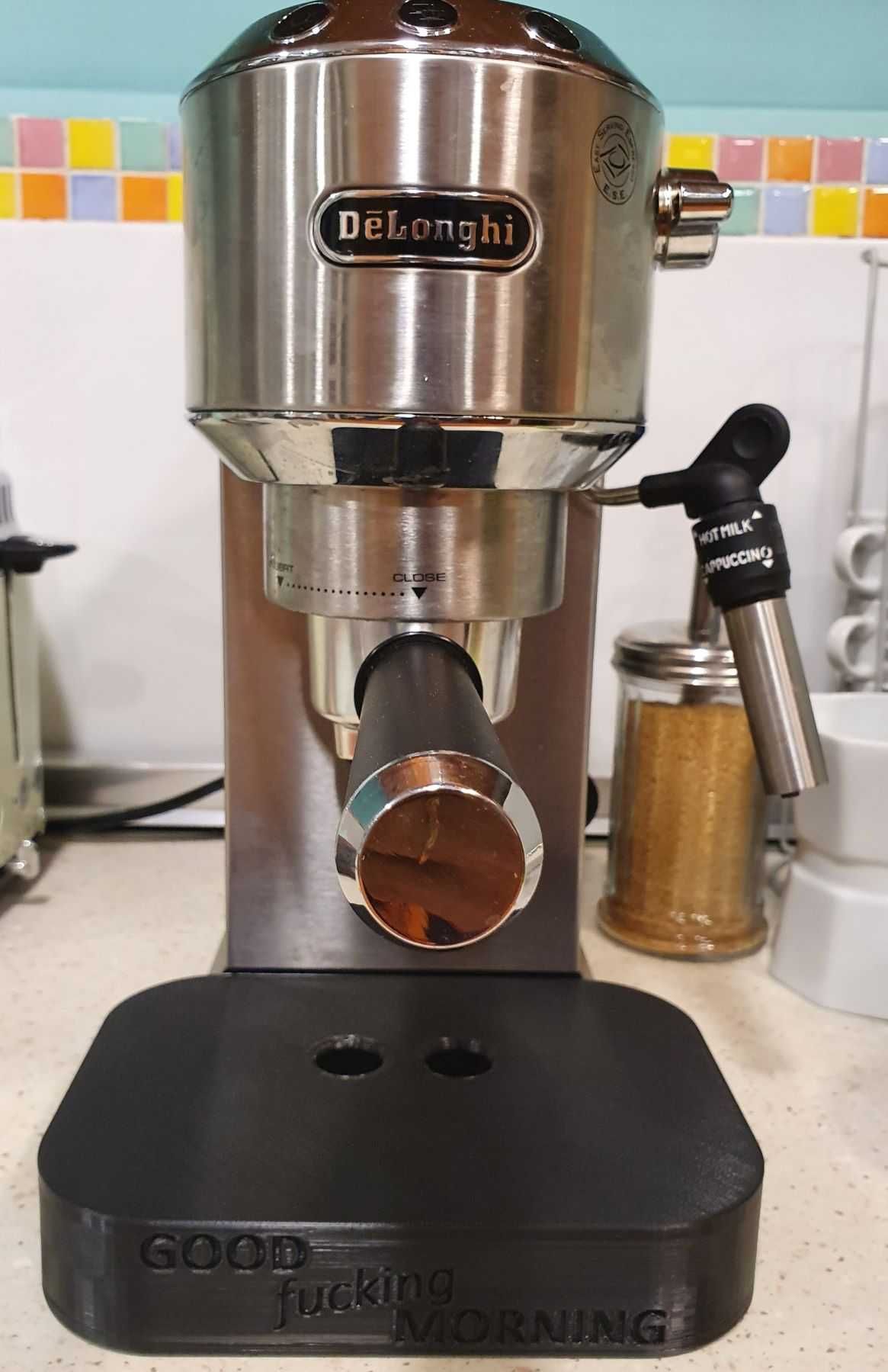Підставка на дві чашки DeLonghi EC 685 Dedica