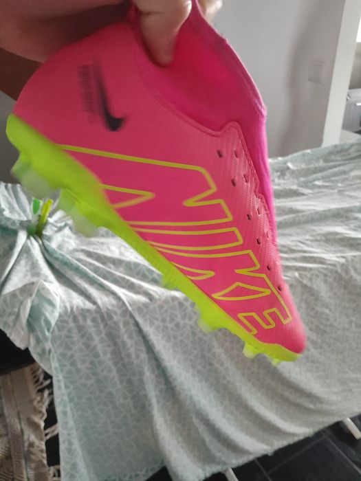 Chuteira Nike Mercurial 36