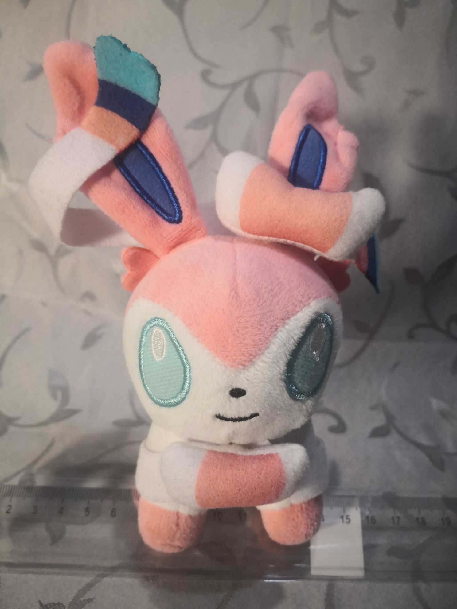 Pokemon Sylveon maskotka