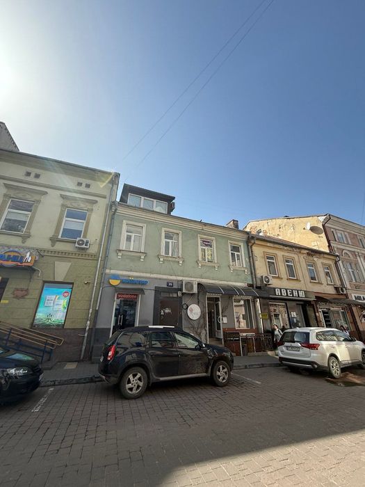 Продається квартира біля Ратуші