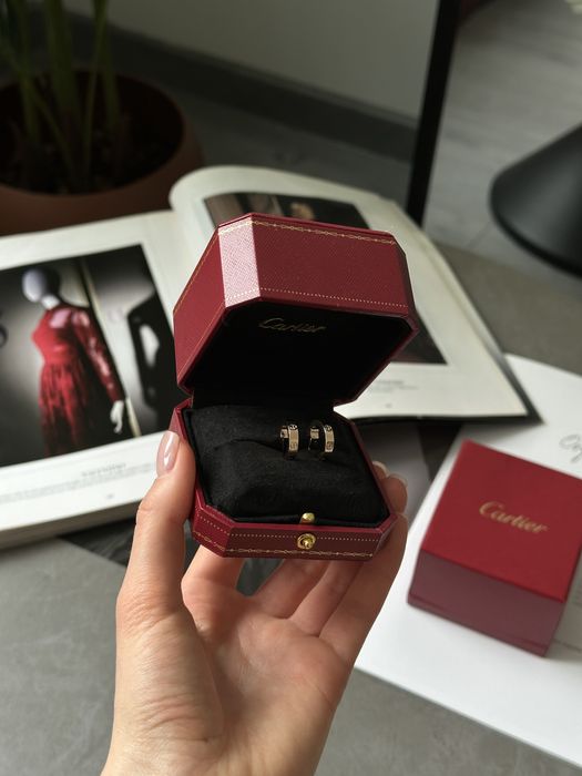 Сережки Cartier Love Hoop Earrings 18K Yellow Gold Classic