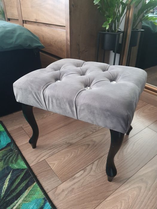Taboret Ludwik Szary Krysztalki Swarovskiego
