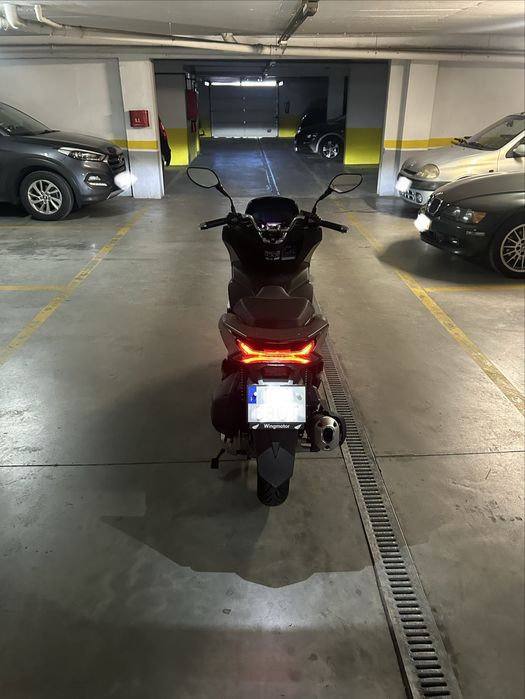 Honda PCX 125 – Como nova!