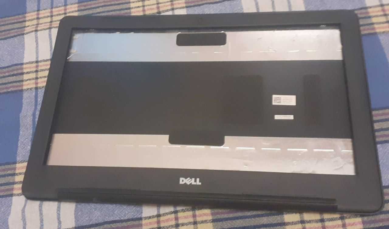 Оригинальная крышка матрицы DELL Inspiron 5567/5565  P66f