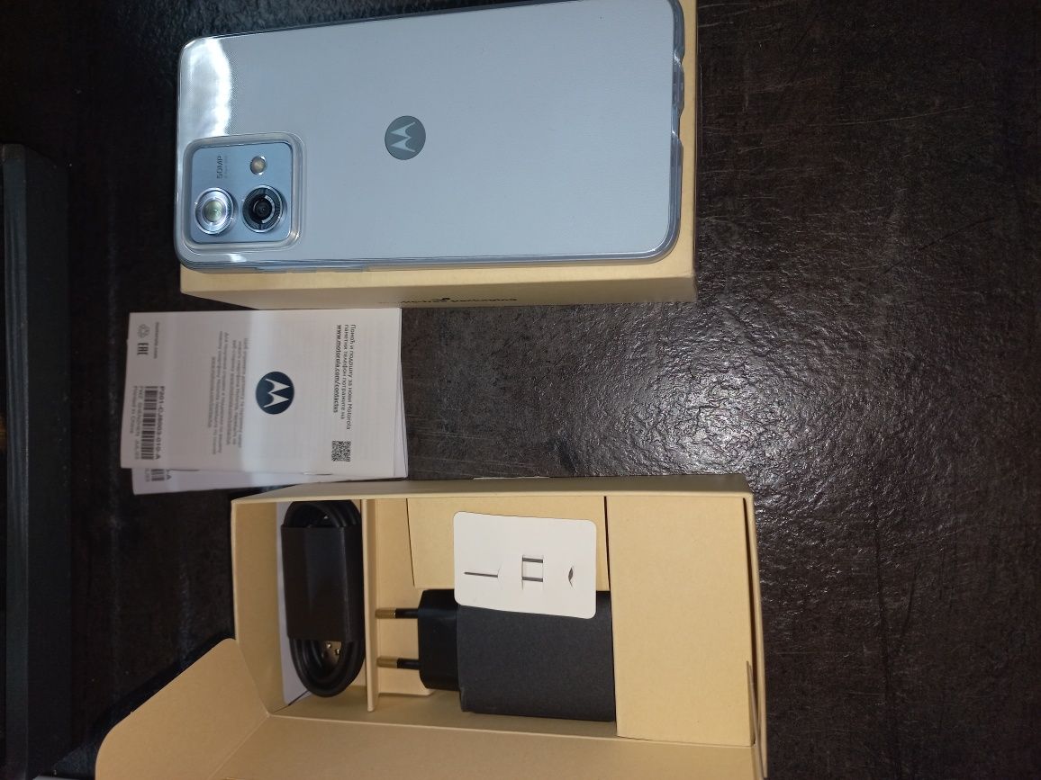 Телефон motorola g84 12/256 blue