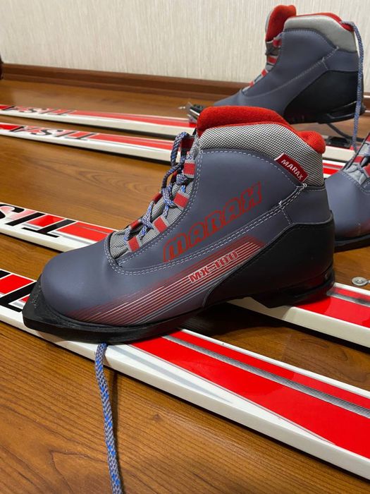 Лыжный комплект (лыжи Tisa Sport Step, ботинки Marax, лыжные палки)