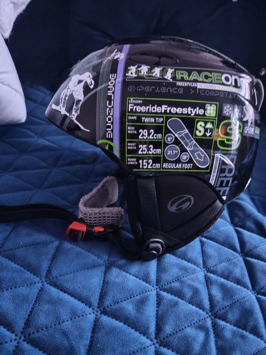 Kask narciarski, snowboardowy. GO SPORT