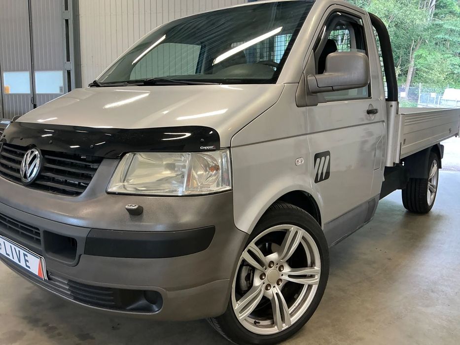 Volkswagen transporter  T5 2.5 TDI automat w longu z 20 calowymi kołami BMW