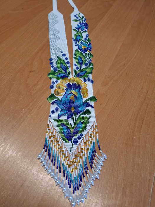 Гердани прикраси з бісеру, ручна робота