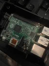 Raspberry Pi 2B 1GB + Obudowa+ karta 32GB