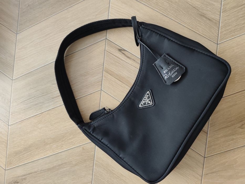 Torebka    mała czarna