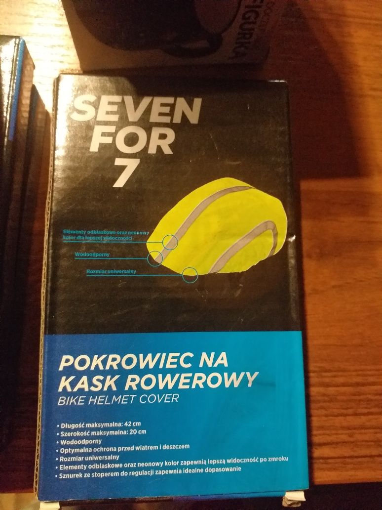 Pokrowiec na kask rowerowy
