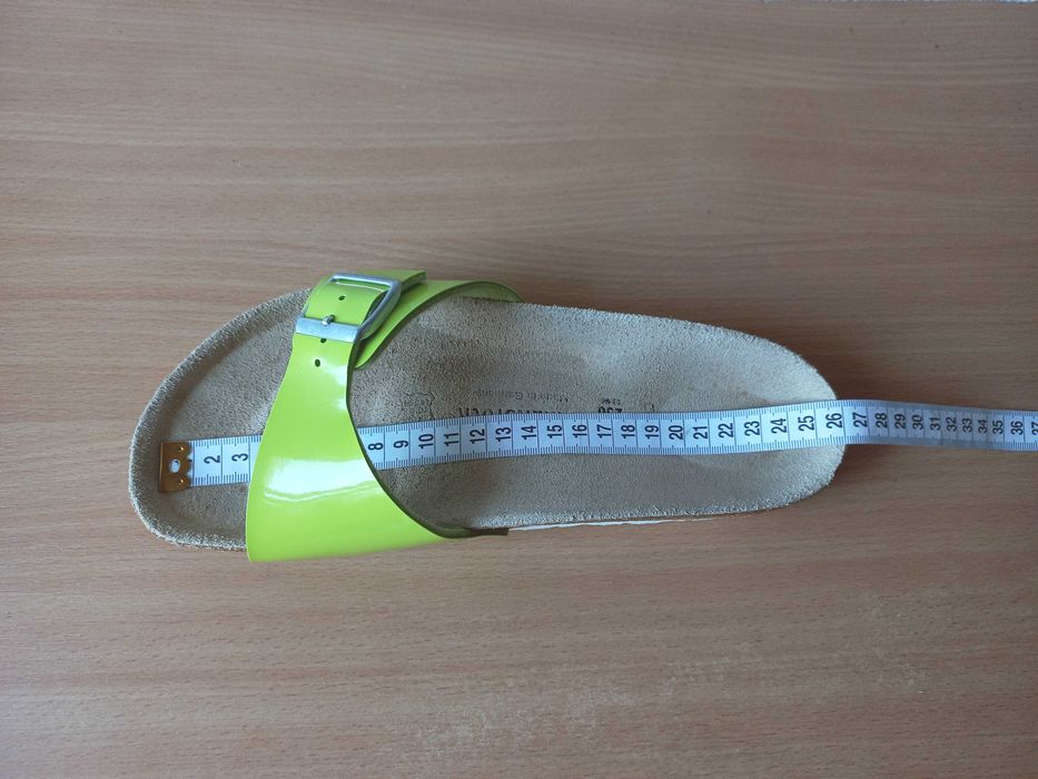 Чудові ортопедичні шльопанці Birkenstock 39 р. устілка 25,7 см