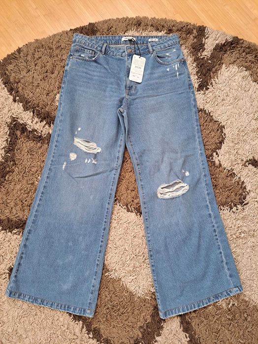 Стильные  джинсы