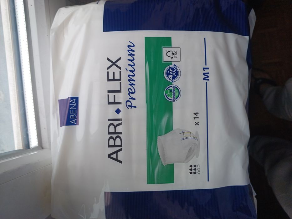 Pampersy dla dorosłych,  pieluchomajtki Abri Flex, rozmiar M1, większe