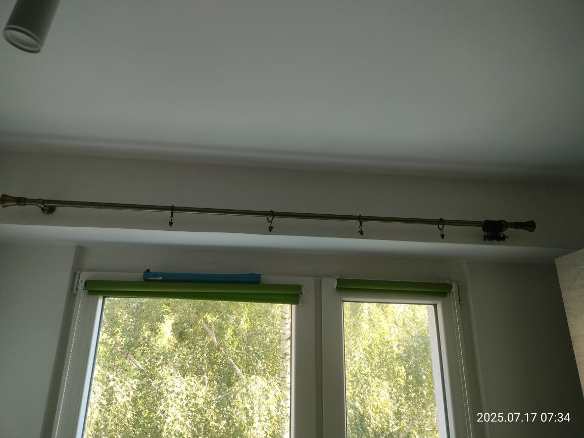 Metalowy karnisz ścienny 170 cm