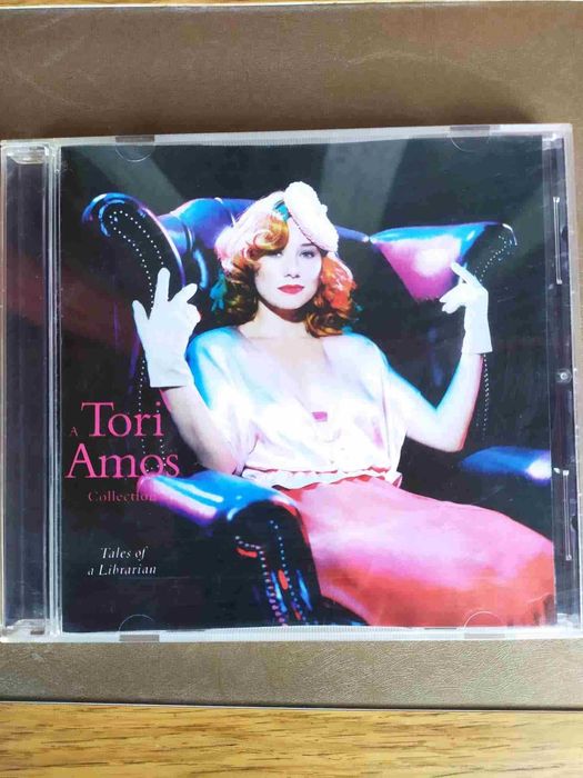 Музичні CD: Tori Amos, Chenoa, Sade, Повалій