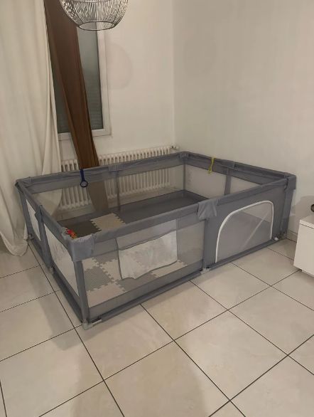 Kojec dziecięcy Odporny dla dzieci duży BEZPIECZNY