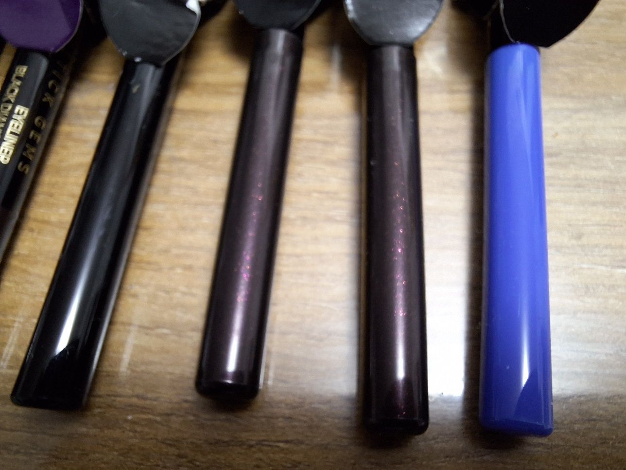 Avon kredki do oczu 3szt