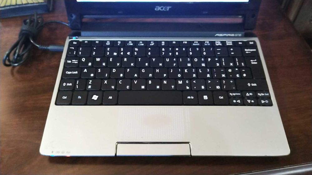 Ноутбук Acer aspire one 533 маленький нетбук
