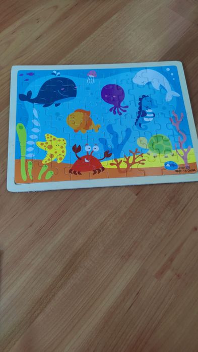 Продам набір пазлів