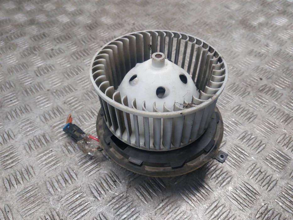 DMUCHAWA WENTYLATOR NAWIEWU RENAULT LAGUNA II 52491976 885001314FZ